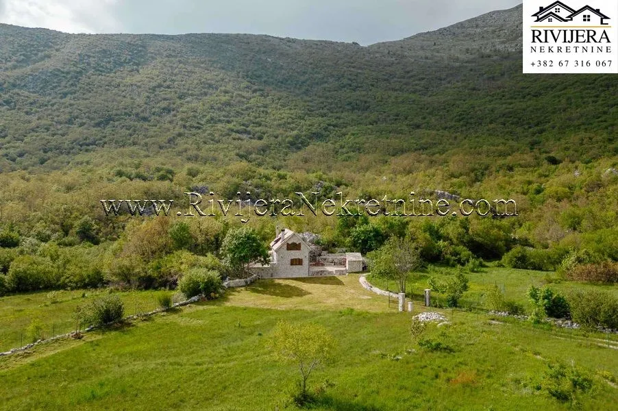 Prodaja, kuća, 64m², Vrbanj, Herceg Novi