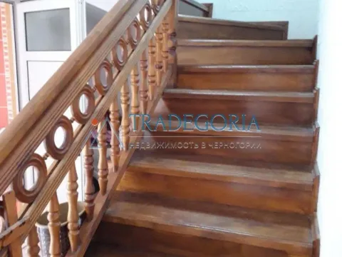 Prodaja, kuća, 280m², Bar, Crna Gora - image 32