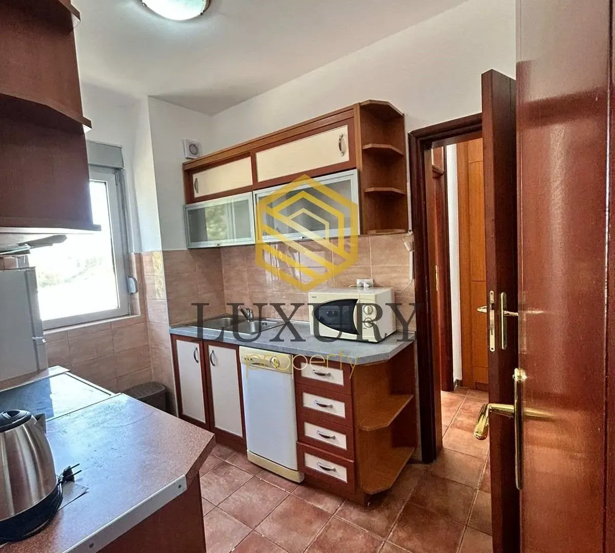 Rent, three bedroom apartment, 120m², Pobrežje, Podgorica