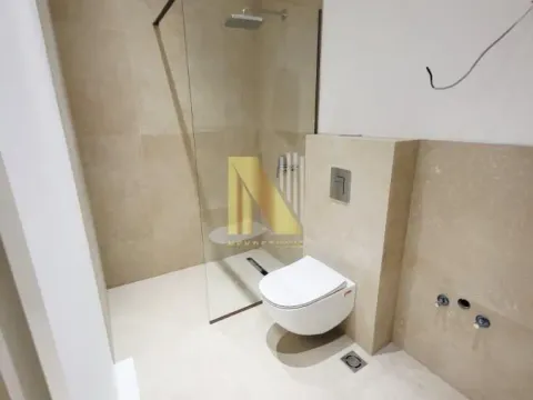 Izdavanje, poslovni prostor, 66m², Bulevar Evrope, Novi Sad Sve Podlokacije - image 11