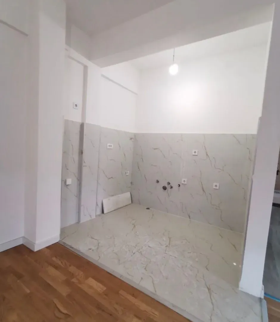 Prodaja, dvosoban stan, 68m², Ljubović, Podgorica