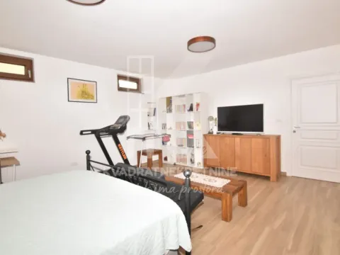 Sale, house, 170m², Gornja Gorica, Podgorica - image 19