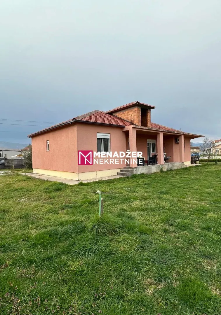 Rent, house, 135m², Donji Kokoti, Podgorica