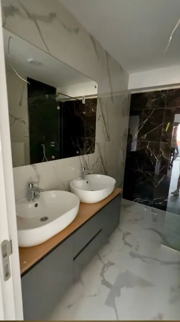 Sale, three bedroom apartment, 148m², Centar, Bar