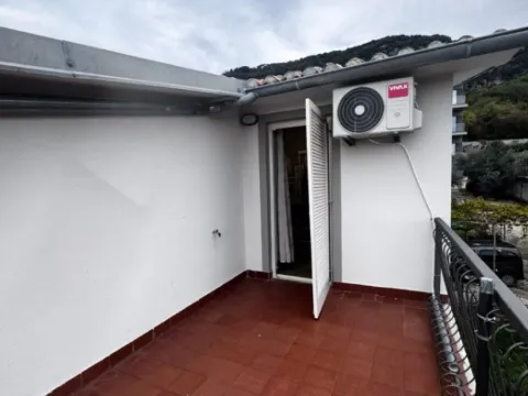 Izdavanje, jednosoban stan, 45m², Kavač, Kotor - image 4