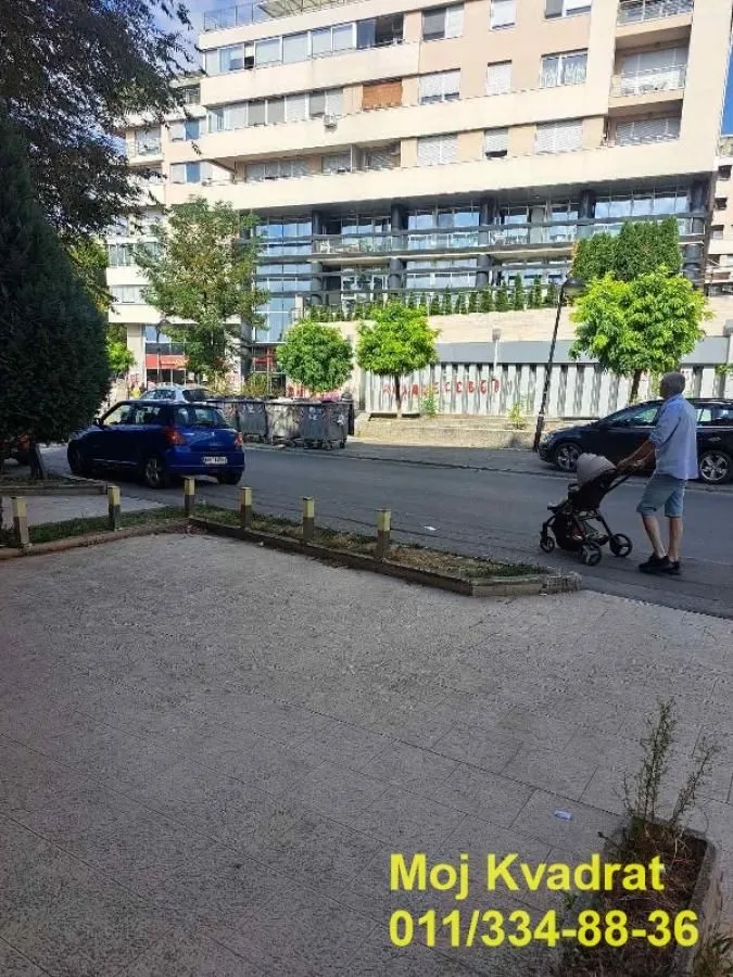 Rent, office space, 117m², Kluz, Zvezdara Sve Podlokacije