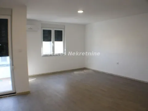 Sale, four bedroom apartment, 78m², Petrovaradin, Novi Sad - image 2