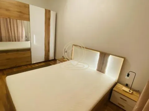 Rent, two bedroom apartment, 44m², Palilula Sve Podlokacije, Beograd - image 8