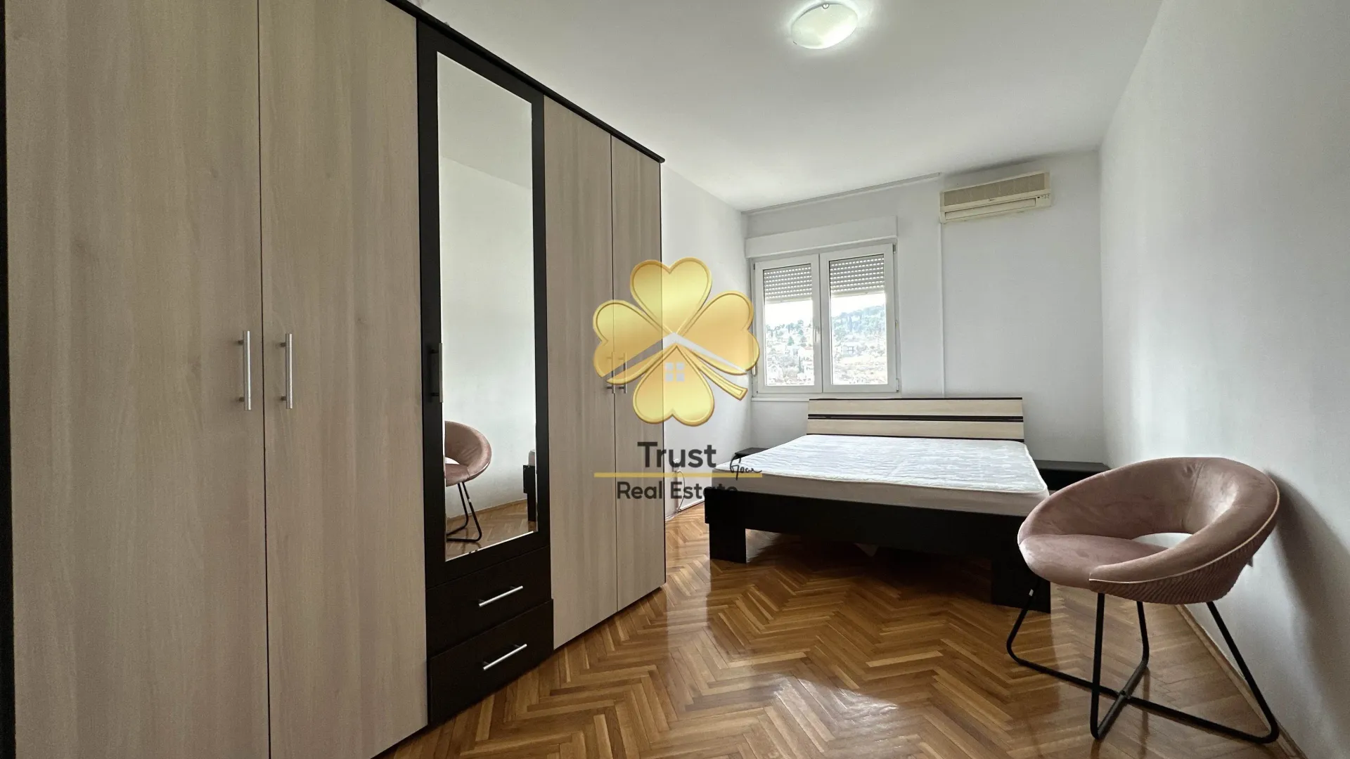 Rent, three bedroom apartment, 126m², City Kej, Podgorica