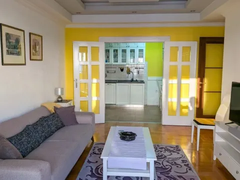 Izdavanje, trosoban stan, 93m², City Kvart, Podgorica - image 4