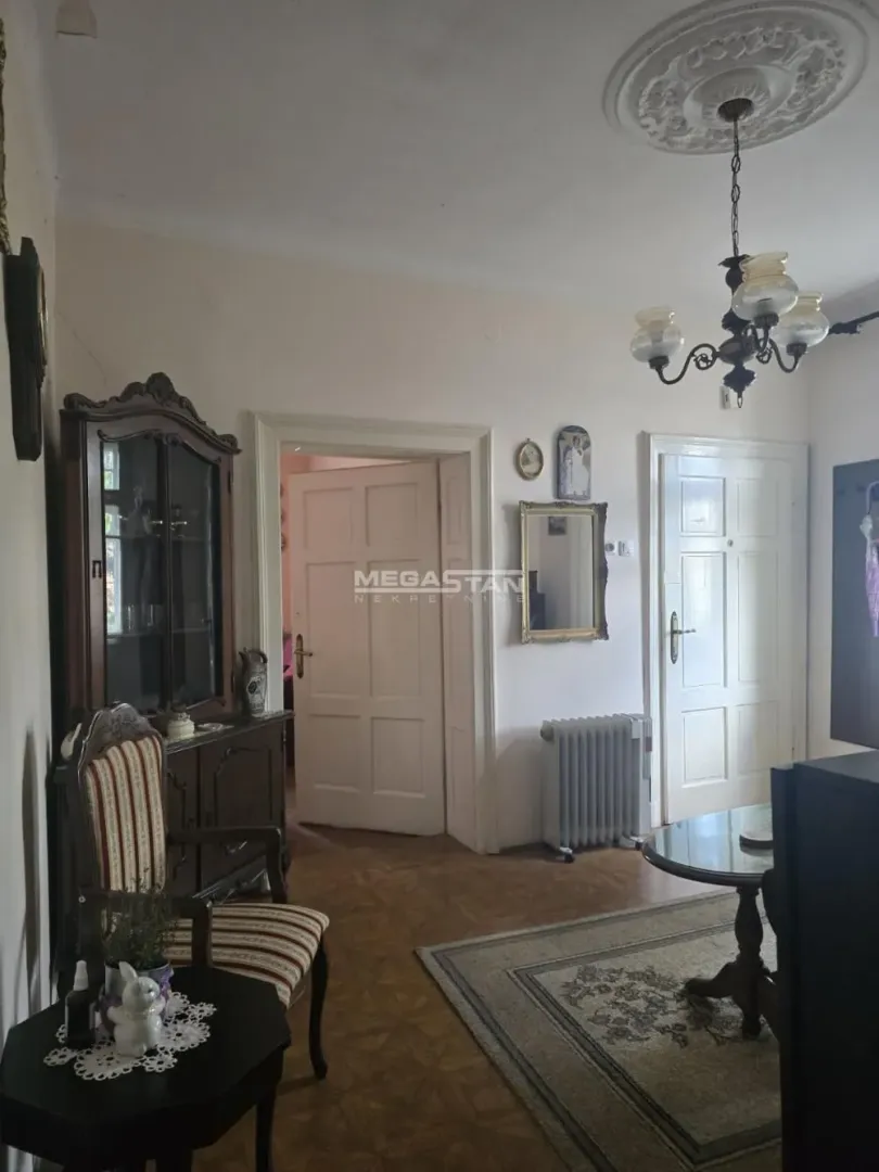 Sale, two bedroom apartment, 81m², Slavujev Venac, Zvezdara Sve Podlokacije