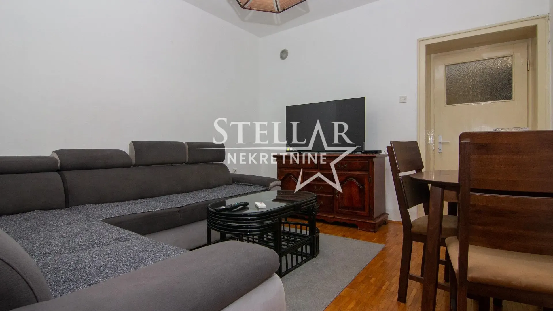 Rent, apartment, 80m², Centar, Podgorica
