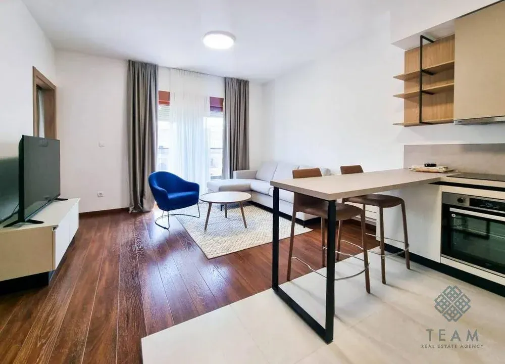 Rent, three bedroom apartment, 90m², Master Kvart, Podgorica