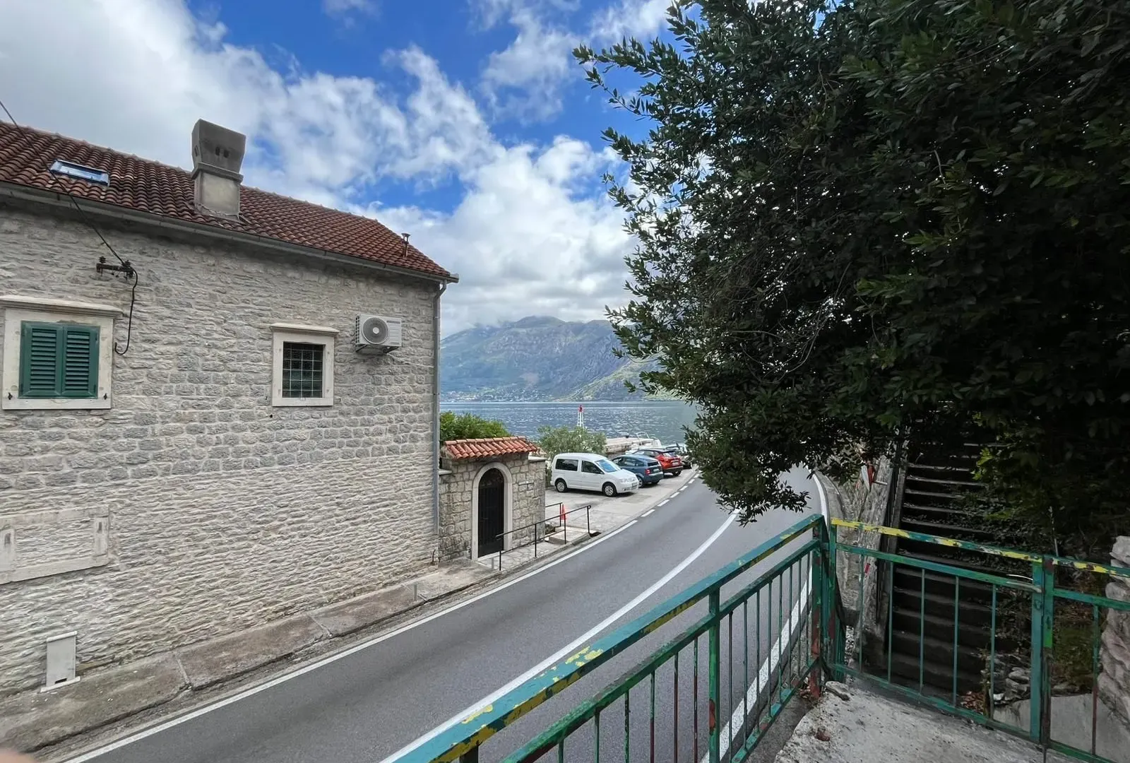 Prodaja, kuća, 200m², Kostanjica, Kotor