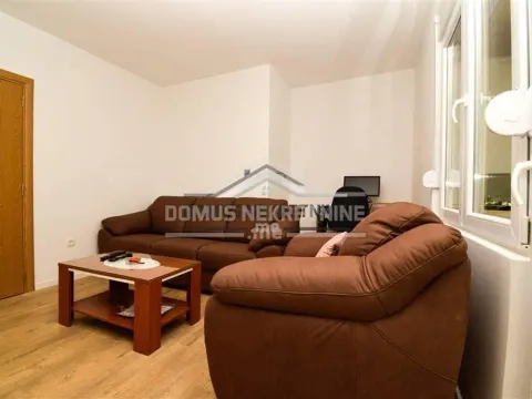 Rent, two bedroom apartment, 65m², Autobuska stanica, Podgorica - image 6