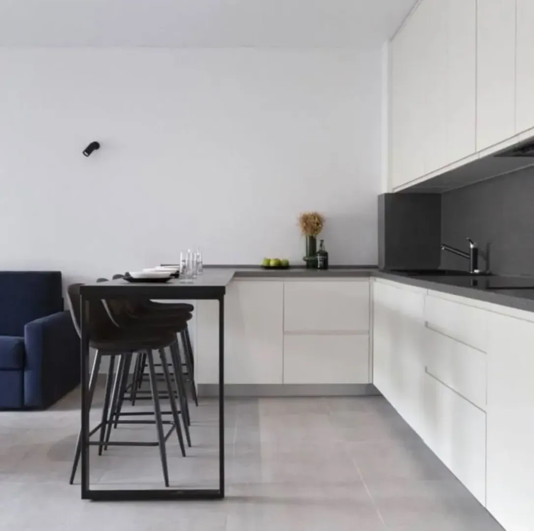 Prodaja, dvosoban stan, 73m², Škaljari, Kotor
