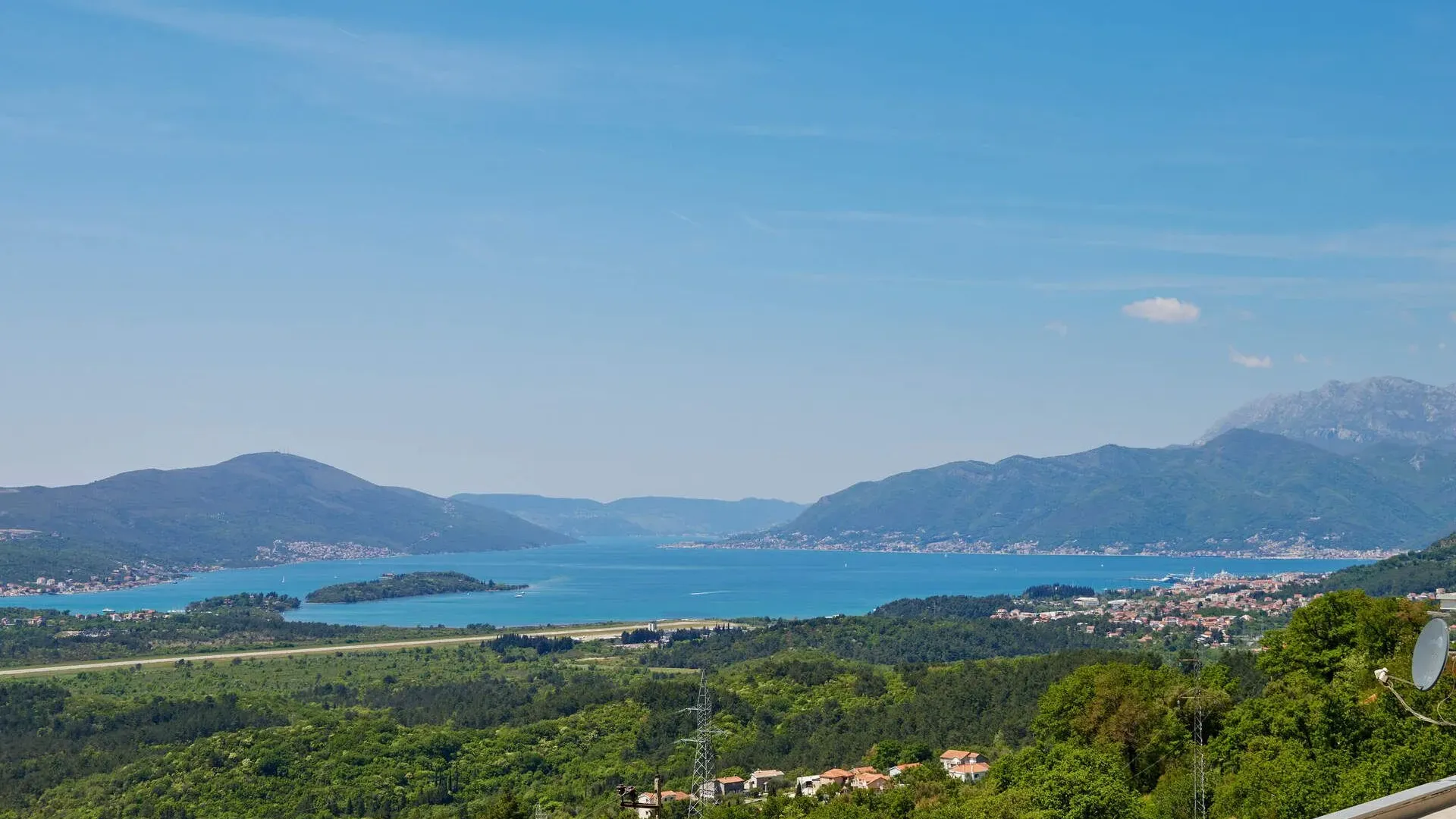 Sale, house, 233m², Kotor, Crna Gora
