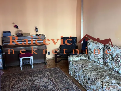 Prodaja, trosoban stan, 78m², Novi Beograd Blok 71, Novi Beograd Sve Podlokacije - image 2