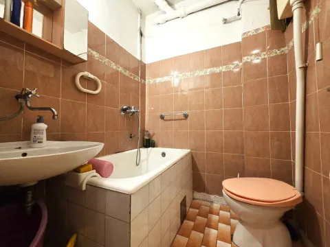 Prodaja, jednosoban stan, 40m², Preko Morače, Podgorica - image 8