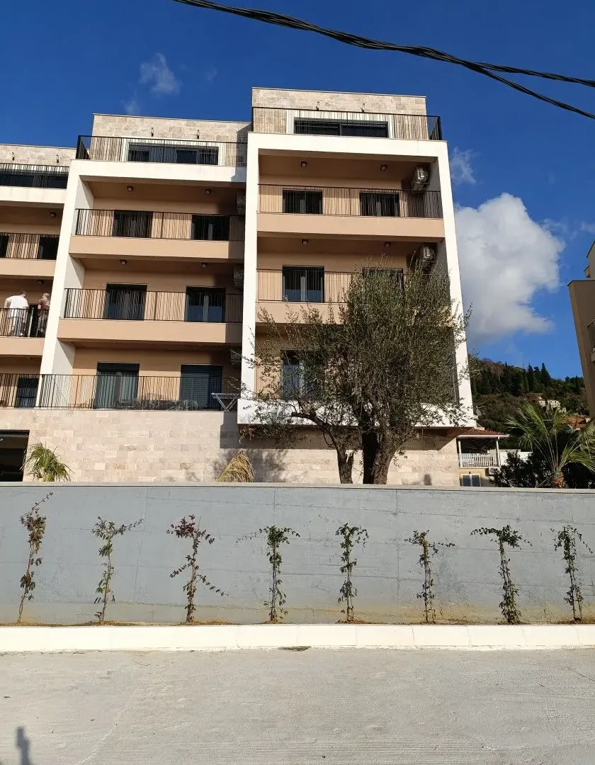 Prodaja, jednosoban stan, 46m², Donja Lastva, Tivat