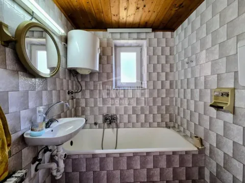Prodaja, kuća, 150m², Bajmok, Subotica - image 11