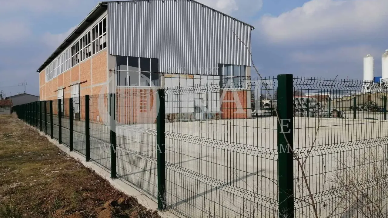 Sale, office space, 800m², Obrenovac, Beograd