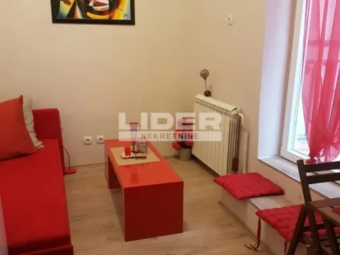 Rent, two bedroom apartment, 50m², Stari Grad, Beograd - image 2