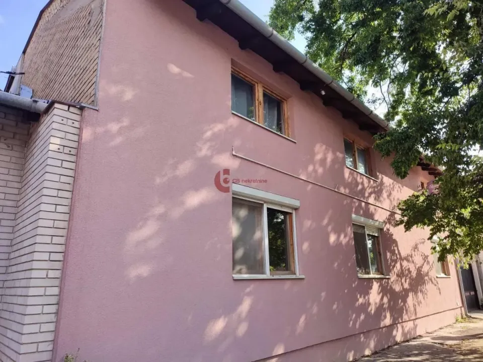 Prodaja, poslovni prostor, 450m², Novo Selo, Subotica