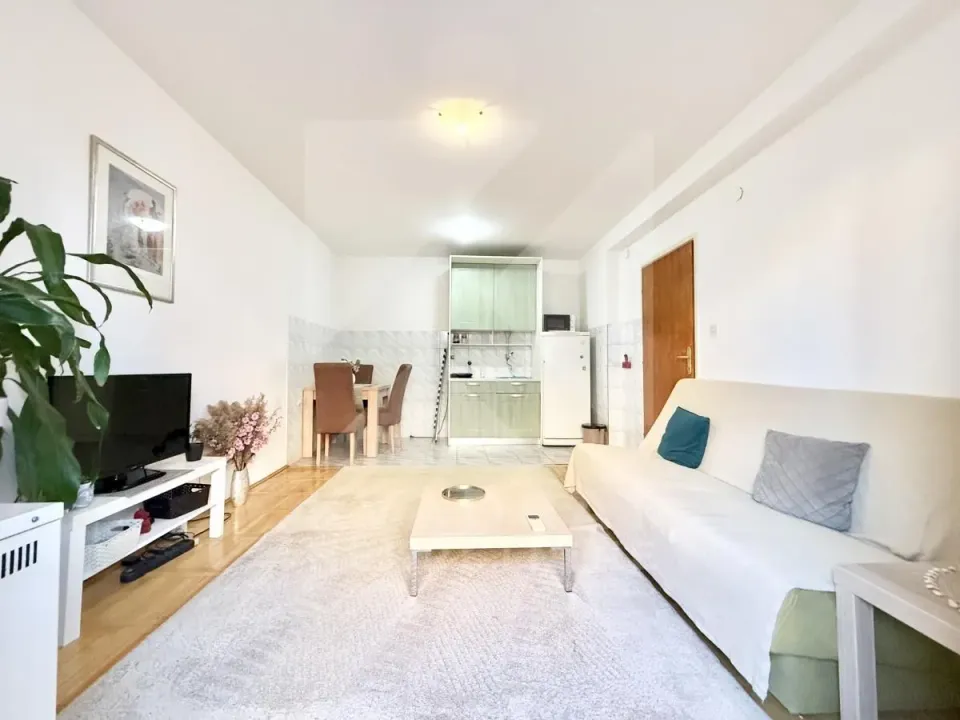 Rent, one bedroom apartment, 40m², Ljubović, Podgorica