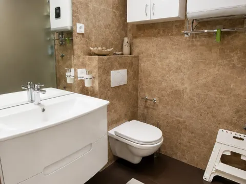 Prodaja, dvosoban stan, 85m², Tre Canne, Budva - image 7
