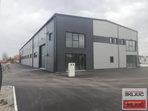 Rent, office space, 1000m², Rumenka, Novi Sad Sve Podlokacije - image 2