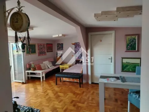 Sale, three bedroom apartment, 75m², Telep, Novi Sad Sve Podlokacije - image 2