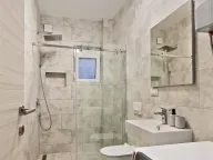 Prodaja, dvosoban stan, 55m², Tivat, Crna Gora - image 8