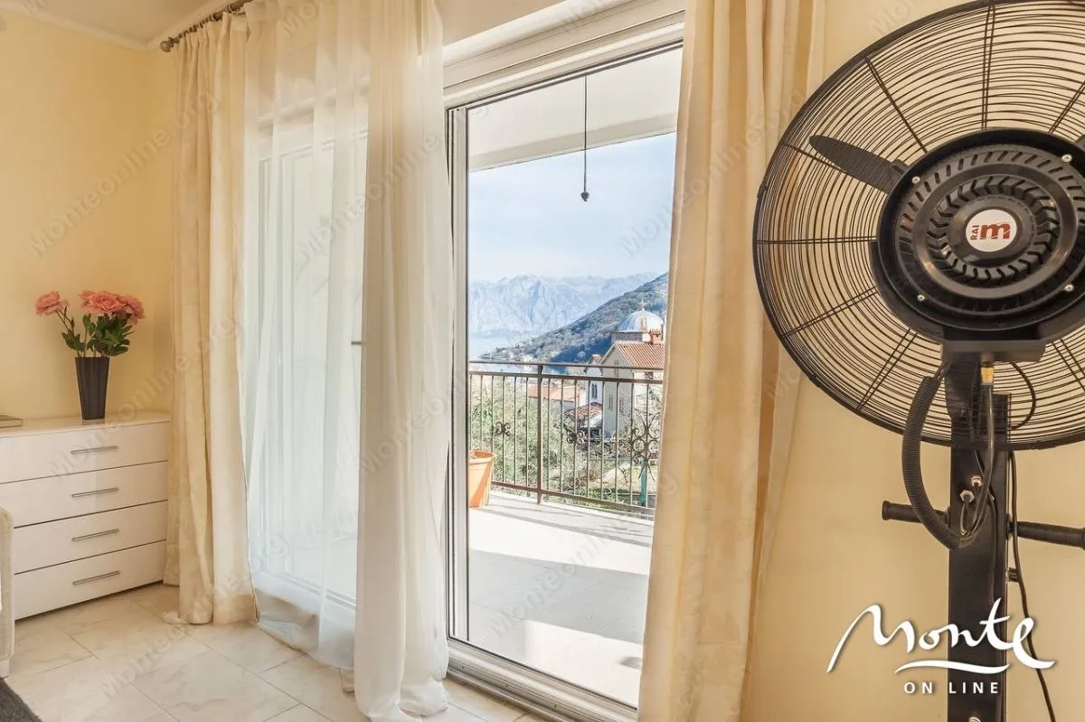 Prodaja, kuća, 180m², Morinj, Kotor