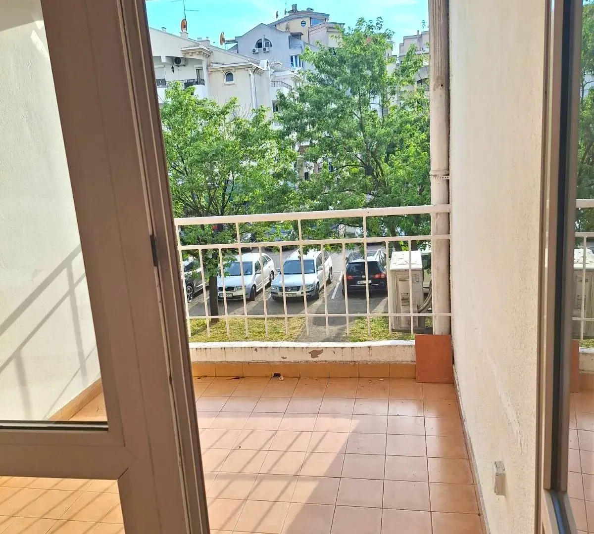 Rent, two bedroom apartment, 73m², Makedonsko naselje, Bar