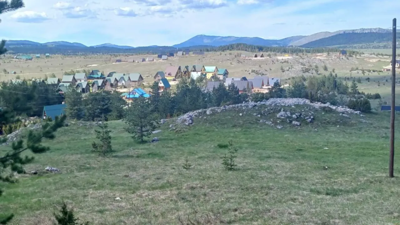 Prodaja, plac, 1280m², Borje, Žabljak