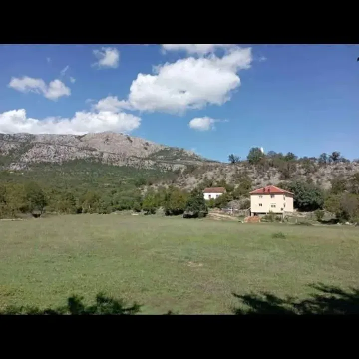 Sale, land lot, 10m², Piperi, Podgorica