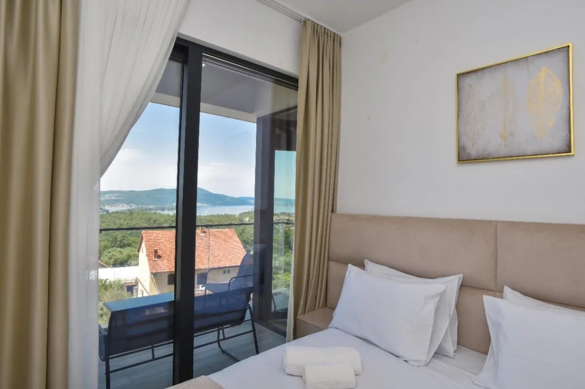 Izdavanje, jednosoban stan, 45m², Kavač, Kotor