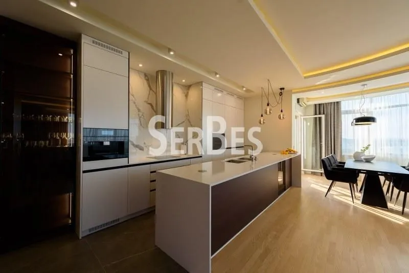 Prodaja, trosoban stan, 230m², Bulevar Evrope, Novi Sad Sve Podlokacije