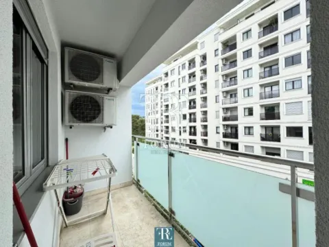 Rent, one bedroom apartment, 50m², Tološi, Podgorica - image 11