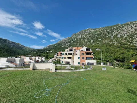 Prodaja, dvosoban stan, 84m², Morinj, Kotor - image 22