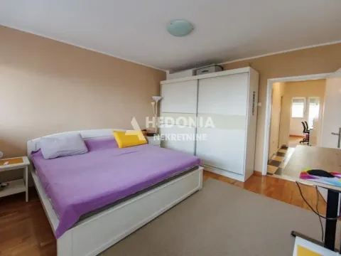 Sale, three bedroom apartment, 90m², Novi Beograd Blok 37, Novi Beograd Sve Podlokacije - image 12