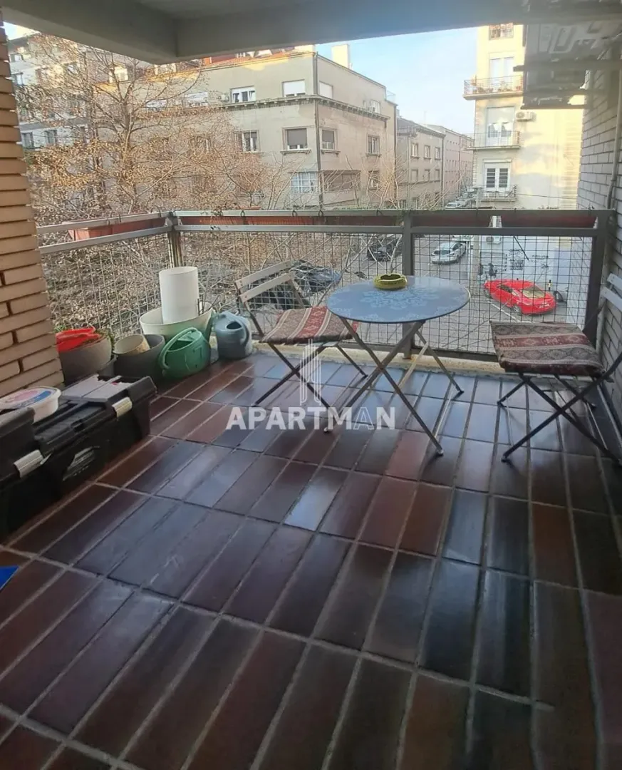 Prodaja, četvorosoban stan, 109m², Vračar Sve Podlokacije, Beograd