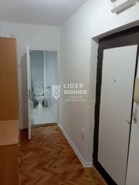 Prodaja, trosoban stan, 53m², Karaburma, Palilula Sve Podlokacije - image 2