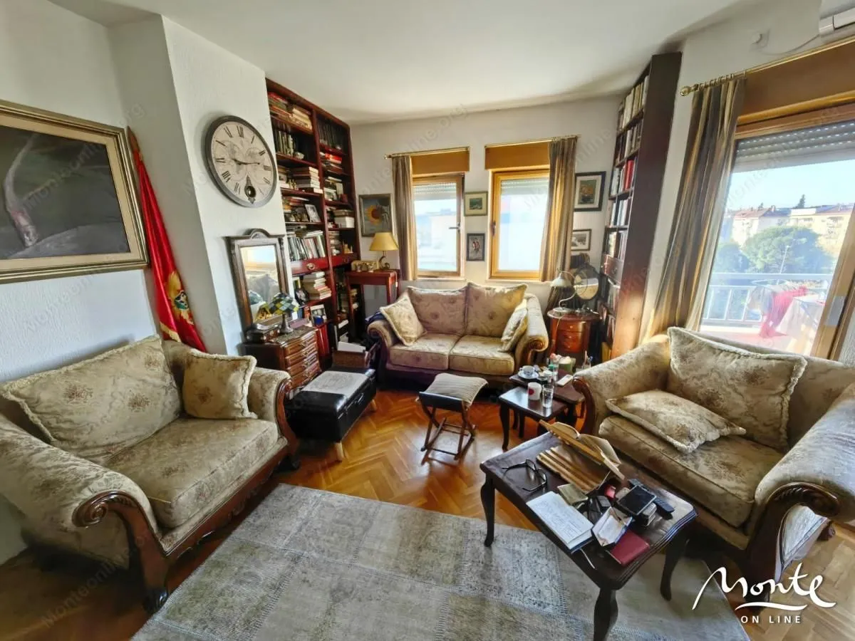 Prodaja, trosoban stan, 91m², Podgorica, Crna Gora