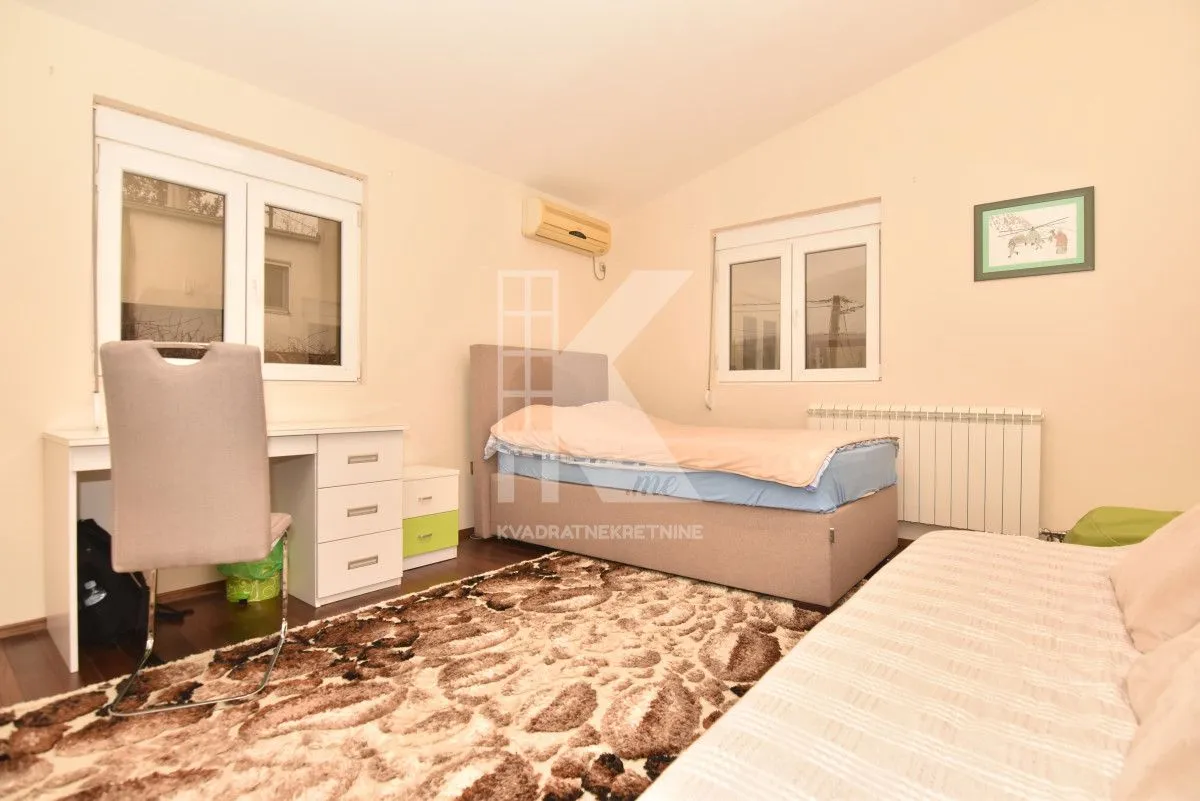 Rent, house, 175m², Vranići, Podgorica