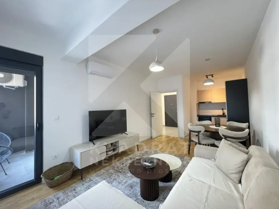 Rent, one bedroom apartment, 43m², Stari Aerodrom, Podgorica