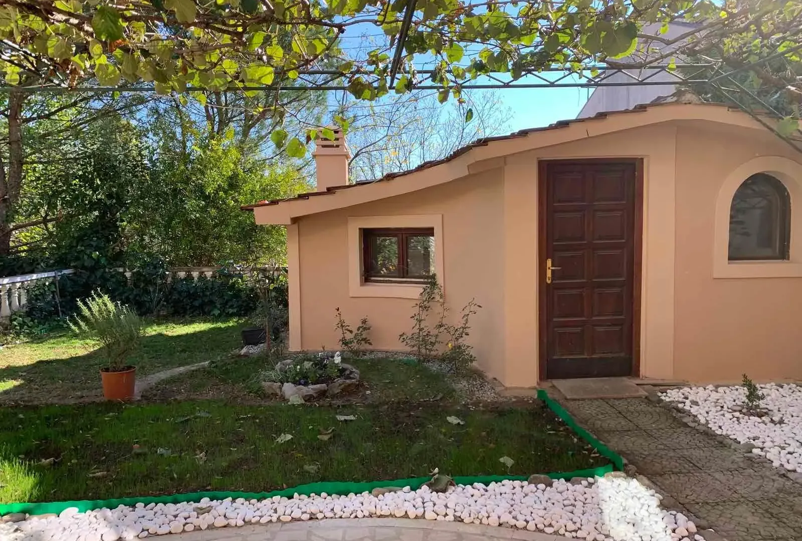 Rent, house, 110m², Gorica C, Podgorica