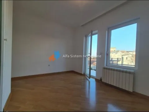 Rent, three bedroom apartment, 80m², Voždovac Sve Podlokacije, Beograd - image 10