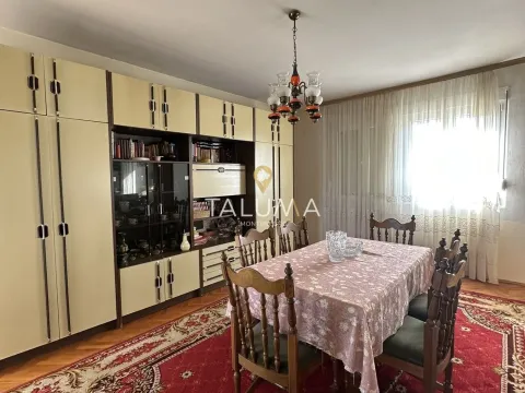 Sale, house, 318m², Zlatica, Podgorica - image 10